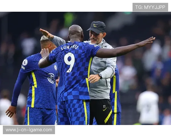 切尔西平局：波切蒂诺的换人调整引争议，主帅波切蒂诺